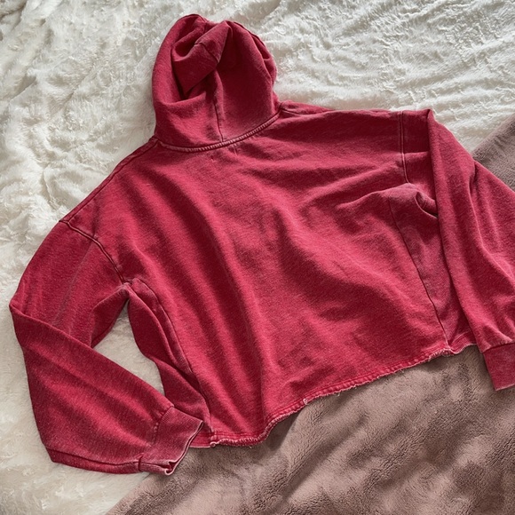 Colsie Cropped Hoodie - Size XL - Picture 4 of 6